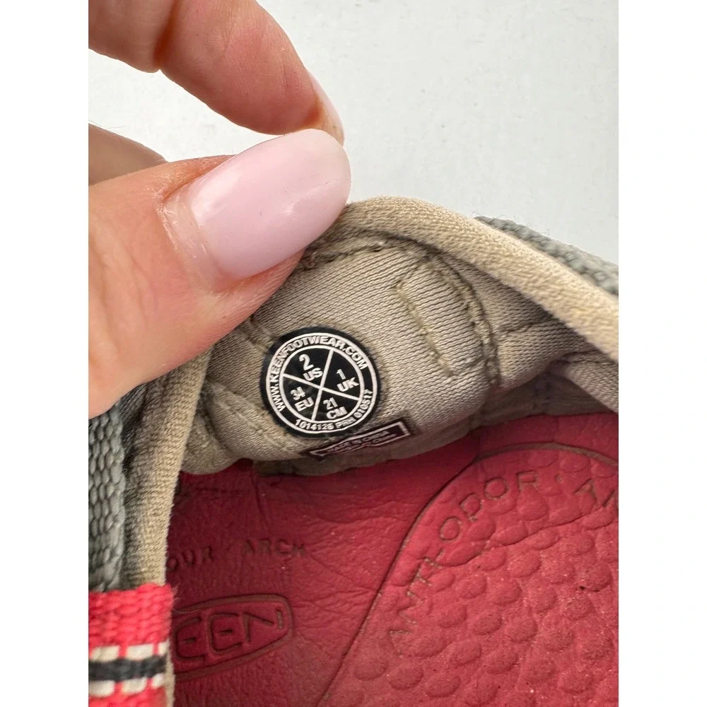 KEEN Kids Newport H2 Water Sandal Gray Red Hook‎ Loop Size 2
